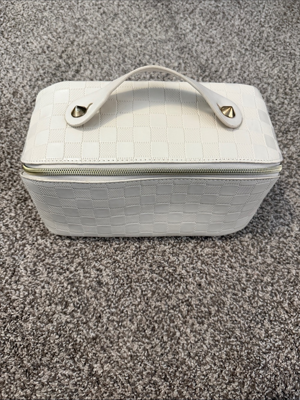 White Checker-Texture Cosmetic Carry Case with Top Handle